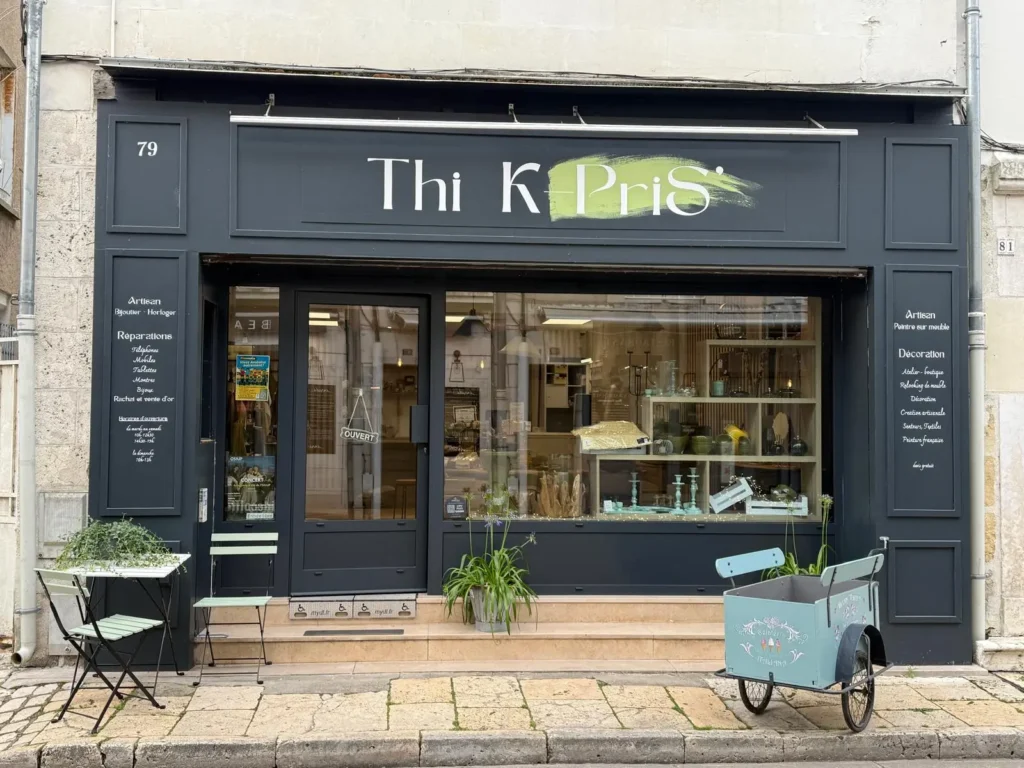 boutique-reparation-telephone-montre-meuble-decoration-amboise-thi-k-pris boutique-reparation-telephone-montre-meuble-decoration-amboise-thi-k-pris