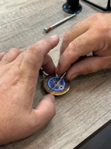 reparation-montre-amboise-thi-k-pris-2